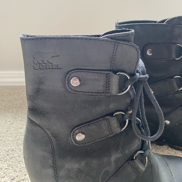 Sorel Women's Black Wedge Boots | Sz 7 - Picture 2 of 13